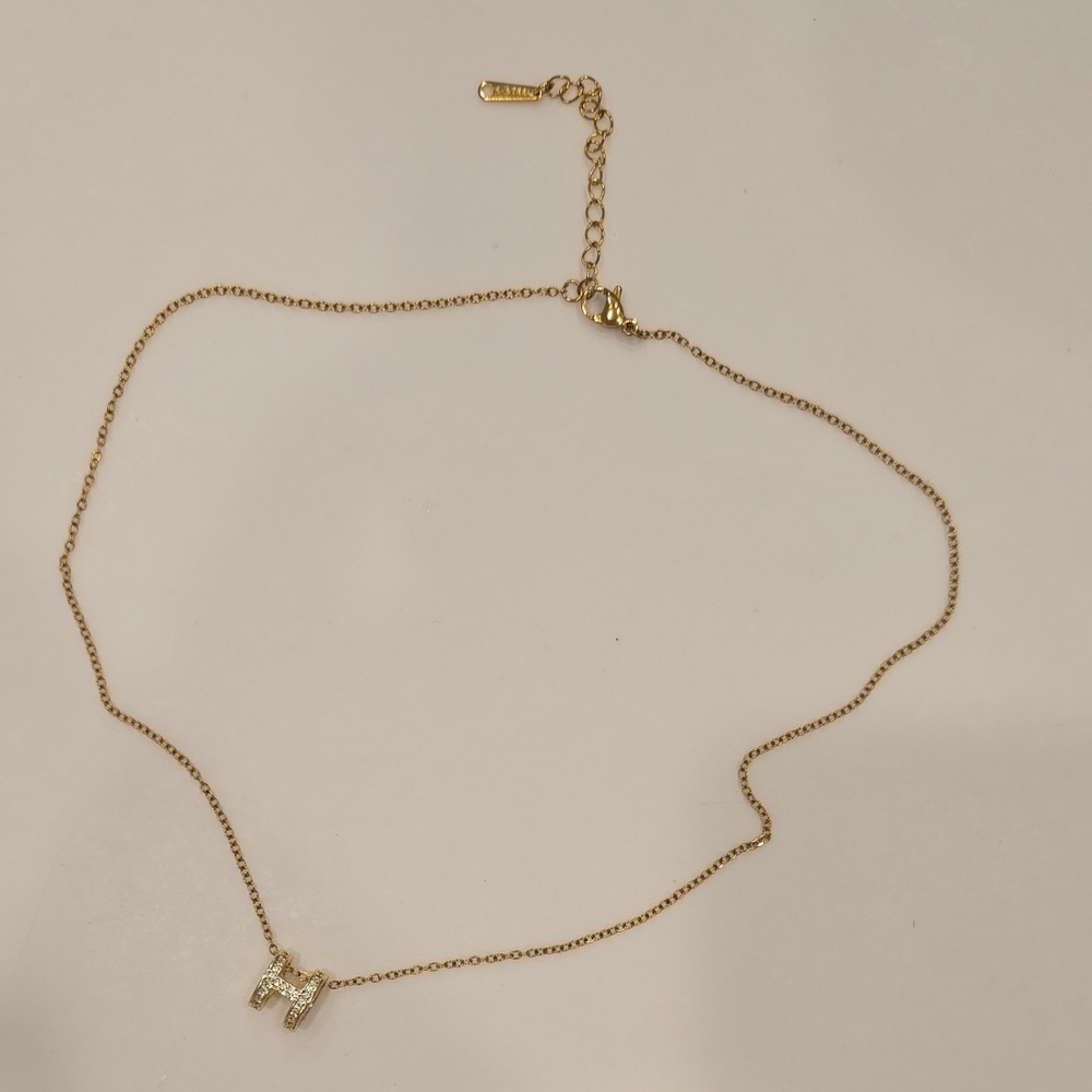 Gold H Pendant Necklace